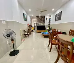 Bán Nhà Hẻm Xe Tải Ông Ích Khiêm Phường 5 Quận 11.