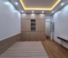 Bán nhà ngọc thụy, 33m, 3 ngủ, full nội thất, mới tinh, ô tô đỗ tận cổng chạy vòng quanh