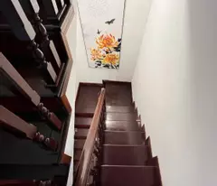 CHÍNH CHỦ GỬI BÁN NHÀ 30 M GIÁ NHỈNH 8 TỶ TẠI LẠC LONG QUÂN
