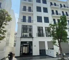Chính chủ ngộp ngân hàng cắt lỗ 15 tỷ căn biệt thự Manhattan đối diện công viên 36 ha