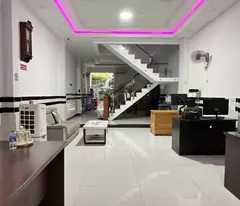 Bán nhà mặt tiền 4 tầng 5,3x33,5m giá 16,5 tỷ Đườgg Lê Văn Khương, Quận 12