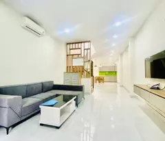 Bán ngộp nhà HXH, 60m2 ngang 4.x với 5.6 Tỷ tại BigC Trường Chinh, Tân Phú.
