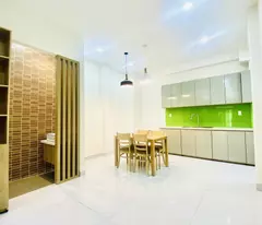 Bán ngộp nhà HXH, 60m2 ngang 4.x với 5.6 Tỷ tại BigC Trường Chinh, Tân Phú.