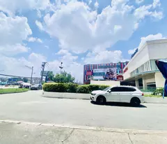 Bán ngộp nhà HXH, 60m2 ngang 4.x với 5.6 Tỷ tại BigC Trường Chinh, Tân Phú.