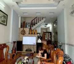 💥VIP nhà 3️⃣ tầng - DT (4x18m) - 4 PHÒNG NGỦ - ÔTÔ tới nhà - có SÂN THƯỢNG - CHỈ 5.1TỶ