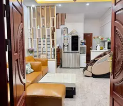 BÁN NHÀ ĐÔNG QUAN 35M2 - GIÁ NHỈNH 6 TỶ - TRUNG TÂM 4 QUẬN - 5 TẦNG MỚI ĐẸP LONG LANH - NGÕ NÔNG