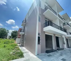 BÁN NHÀ 1 TRỆT 2 LẦU NẰM NGÂY TRUNG TÂM CHÂU ĐỐC