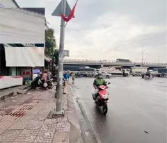Bán nhà mặt tiền Trường Chinh, Tân Thới Nhất, Quận 12, 
DT 33m2 (4.9/2.98 x 14) x C4, 
Chỉ 4.4