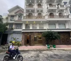 Khu Biệt thự 1 lửng 4 lầu 6,6x15m giá 10,5 tỷ Tân Chánh Hiệp 10. Quận 12
