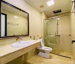BÁN NHÀ NGUYỄN KHANG 40M2 - GIÁ NHỈNH 6 TỶ - NGÕ THÔNG GẦN PHỐ - 20M Ô TÔ ĐỖ - LÔ GÓC - NHÀ CỰC