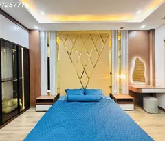 QUẬN THANH XUÂN-HÀ NỘI-DT:95M2-GIÁ 8,7TY-MẶT TIỀN 5M-3TANG-OTO-TRÁNH NHAU-KINH DOANH- TIỆN