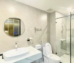 CẦN BÁN GẤP: Nhà 5 tầng, 65m2, ngõ 85 Xuân Thủy, giá 9,2 tỷ
