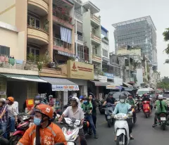 *Quận 10, Nhà Mặt Tiền Gần An Đông Giáp Quận 5, 6Tầng Thang Máy (4.3X17.5m)