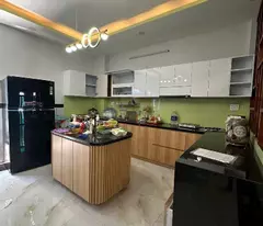 BÁN NHÀ - LÊ VĂN QUỚI - 3 TẦNG - HẺM XE TẢI - KHU AN NINH - DÂN TRÍ - NGANG HƠN 6M - NỞ HẬU - 03