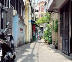 HÀNG NÓNG - GIÁ SIU TỐT - 2 MẶT TIỀN TRƯỚC SAU THOÁNG MÁT  - HẺM THÔNG TỨ TUNG - 2 TẦNG - 68M2 -
