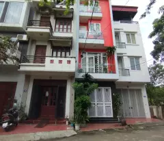 Bán nhà Ngọc Thuỵ quận Long Biên 32m2 x 5T nhà mới ở luôn ô tô đỗ cổng,giá chỉ 5.7 tỷ