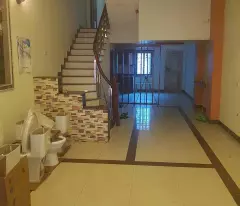 Cho thuê nhà mặt phố Vũ Xuân Thiều, 100m2,vỉa hè, kinh doanh đỉnh, 4 triệu