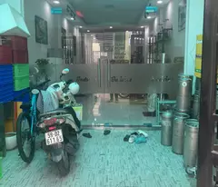Bán gấp nhà hẻm ô tô Tân Hương, DT 4x21m, nhà mới