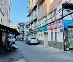 Căn góc 2 mặt tiền hẻm xe hơi 🚗🚗
Ngang 3,6 x 8 đúc bê tông 3 tấm hơn 4 tỷ Q4