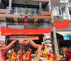 CHO THUÊ NHÀ CÓ SẴN 10PN ĐƯỜNG LƯƠNG NHỮ HỌC, P11, Q5, TPHCM, GIÁ LÀ 85 TRIỆU/THÁNG