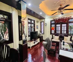 BÁN NHÀ TRẦN QUỐC HOÀN CẦU GIẤY NGÕ NÔNG PHÂN LÔ VIP 3 MẶT THOÁNG Ô TÔ TRÁNH 18,5 TỶ