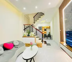BÁN NHÀ TRƯỜNG CHINH ĐỐNG ĐA 2 THOÁNG TRƯỚC SAU NHÀ ĐẸP Ở NGAY 7,2 TỶ