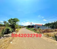 Mt đường nhựa xã Hoà Long , tp Bà Rịa , đường số 87- cách trục đường hương lộ 2 chỉ 100m - tdt