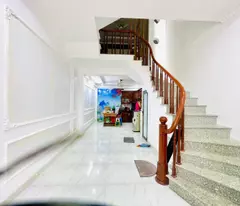 Tôi bán Ngõ 120 Kim Giang, HM- 39m2, 5 tầng, Ô tô vào nhà, Chỉ 8,x tỉ. LH 0904690958