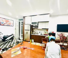 BÁN NHÀ TRUNG TÂM CẦU GIẤY - GẦN Ô TÔ - TẶNG 100% NỘI THẤT