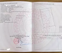 ---GIÁ CHI  7 TY800  XÍU  CĂN BIỆT THỰ SONG LÂP,cả nhà và đất vị trí ở KCN VSIP DT135M2,3 tầng