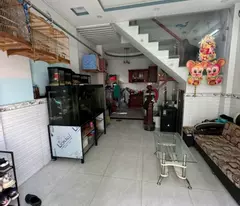 Ngay Công viên Phường 11 - Cách 3 căn ra mặt tiền - ngang 4m - BTCT 2 Tầng
