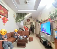 HẠ ĐÌNH-THANH XUÂN-DT:62M2-5 TẦNG-MẶT TIỀN : 4,2M- GIÁ : 10TY 
Ô TÔ DỪNG ĐỖ - 6 NGỦ - 3 MẶT