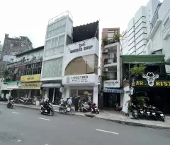 NHÀ MẶT TIỀN ĐƯỜNG LÊ THỊ RIÊNG, P BẾN THÀNH, QUẬN 1, NHÀ ĐẸP KINH DOANH TỐT - GIÁ 29.5 TỶ