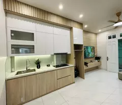 Bán nhà Ngọc Lâm,Long Biên nhà đẹp ở luôn 30m2 x mt 3.5m 50m ra ô tô giá 4.7 tỷ