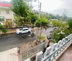 Biệt thự Nguyễn Hữu Dật DT 7x24m vuông vức, 2 tấm đúc