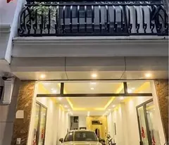 NHÀ NGUYỄN THỊ THẬP 40m2 – 6T- MT 4.2m-THANG MÁY-PHÂN LÔ Ô TÔ-VỈA HÈ-KINH DOANH- GIÁ CHÀO 12.5 TỶ