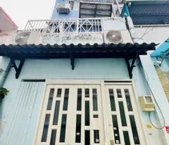 Ngay Vincom Phan Văn Trị - Hẻm 3m - (4 x 8)m - Có thu nhập 150 triệu/y
