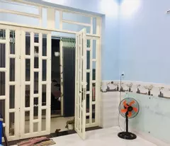 Ngay Vincom Phan Văn Trị - Hẻm 3m - (4 x 8)m - Có thu nhập 150 triệu/y
