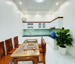 NGUYỄN KHANG - CẦU GIẤY PHÂN LÔ NGÕ THÔNG Ô TÔ QUA NHÀ 40M2 10.5 TỶ