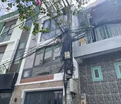 B.án nh.à ngay cầu vượt Nguyễn Kiệm, 1 trệt 2 lầu, hẻm xe hơi 6m, giá chỉ 2.99 tỷ