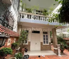 Cho Thuê nhà nguyên căn Thụy Khuê Tây Hồ Hà Nội diện tích 150m2 x 3 tầng -19 tr . Phù hợp vp ,