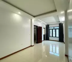 Bán Gấp Nhà Mới Xây - TT Chúc Sơn - Ô Tô Cách 10m - Nhận Nhà Ở Luôn