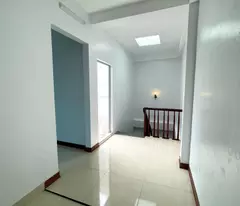Bán Gấp Nhà Mới Xây - TT Chúc Sơn - Ô Tô Cách 10m - Nhận Nhà Ở Luôn