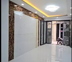Sát mặt tiền Q4 có 30 m 
hẻm ngang 3,5m 

Nhà Ngang 3,1x 9,5 m 
Đúc, 4 tấm hơn 4 tỷ