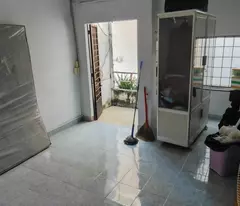 Chủ gấp bán vì cần tiền giải quyết việc . Nhà ngay trung tâm quận 10 cmt8 2 tầng 36m2 chỉ 4 tỷ 4