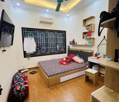 Nhà Đẹp 4 Tầng Thổ Quan, Đống Đa, Ngõ Thông, 2 Ô Tô Tránh Nhau, DT 35m2, Full Nội Thất, Nhỉnh 7 Tỷ.