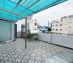 Ngang 9 x 6 đúc 4 tấm cách mặt tiền 15 m 
Q4 vĩnh Khánh giao Tôn Đản 

GIÁ TRỊ MẶT TIỀN XE HƠI