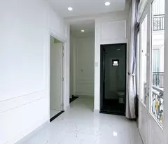 Ngang 9 x 6 đúc 4 tấm cách mặt tiền 15 m 
Q4 vĩnh Khánh giao Tôn Đản 

GIÁ TRỊ MẶT TIỀN XE HƠI