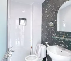 Ngang 9 x 6 đúc 4 tấm cách mặt tiền 15 m 
Q4 vĩnh Khánh giao Tôn Đản 

GIÁ TRỊ MẶT TIỀN XE HƠI