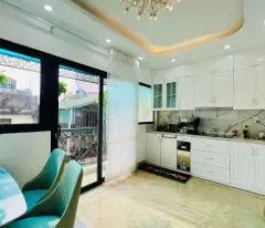 Khương Đình, 40m2, 5 tầng, mặt tiền 5m, Ô tô sát nhà, Giá 7,x tỉ, LH 0904690958